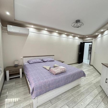 Apartament Deluxe Karina-Free Parking Burgas by Eksteriør bilde