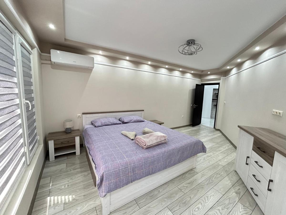 Apartament Deluxe Karina-Free Parking Burgas by Eksteriør bilde