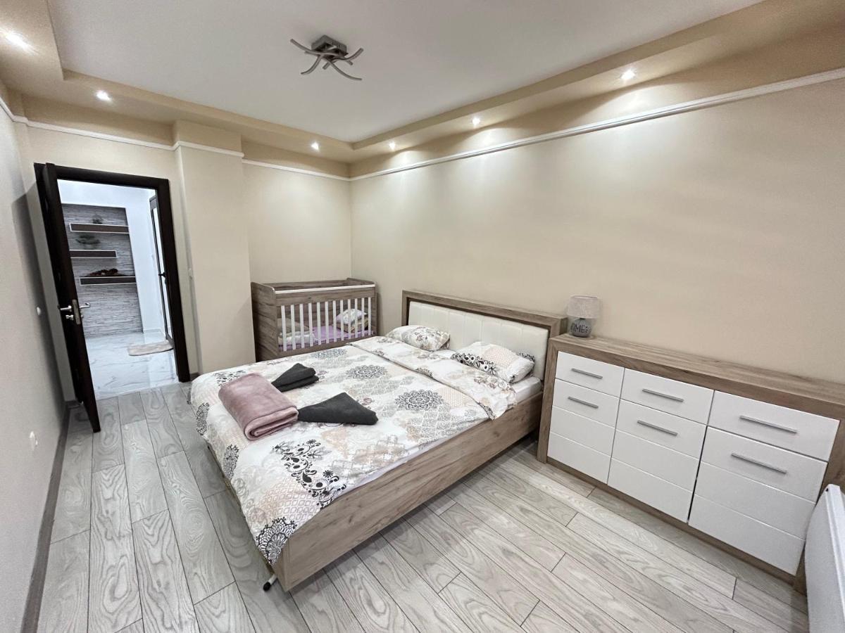 Apartament Deluxe Karina-Free Parking Burgas by Eksteriør bilde