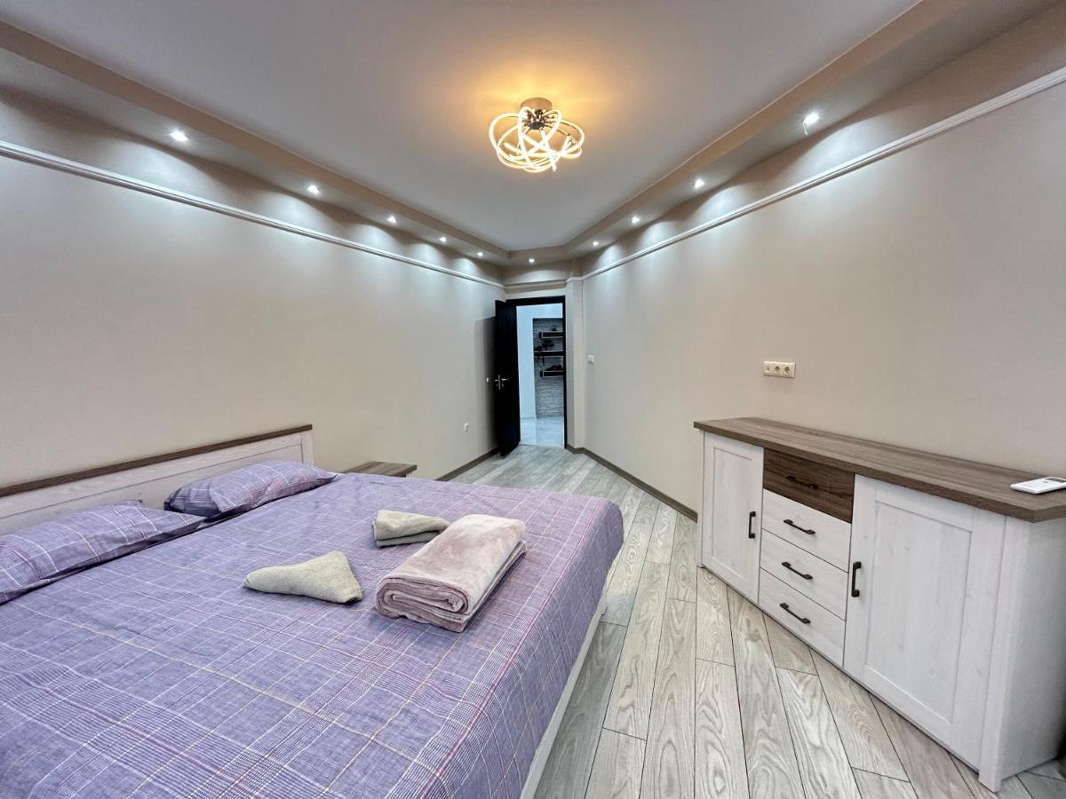 Apartament Deluxe Karina-Free Parking Burgas by Eksteriør bilde