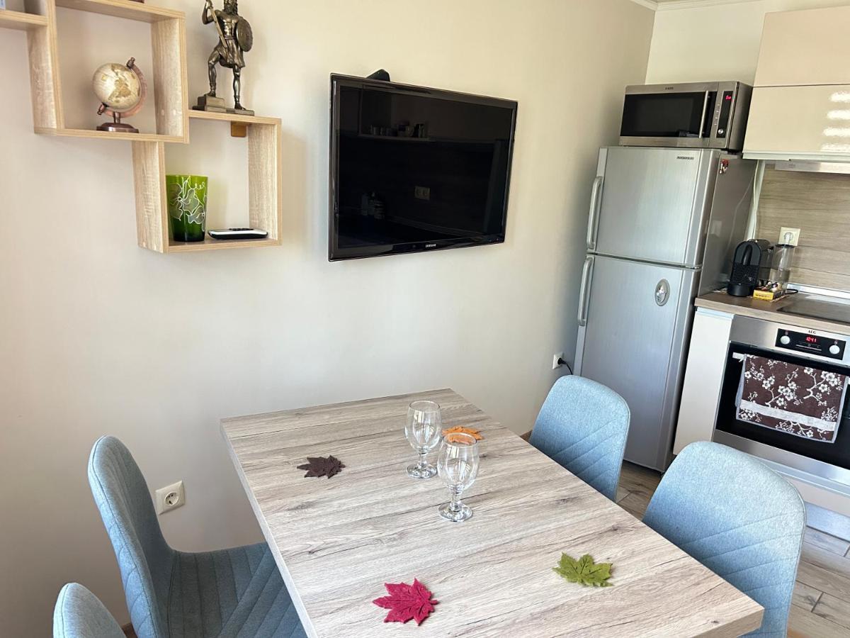 Apartament Deluxe Karina-Free Parking Burgas by Eksteriør bilde